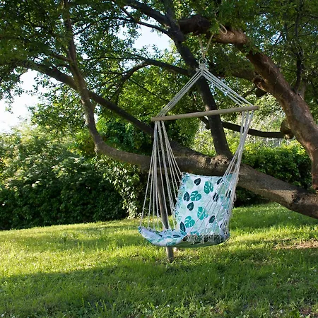 Villa Bruna Montefeltro, Indipendente Circondata Da Un Grande Giardino Perticara